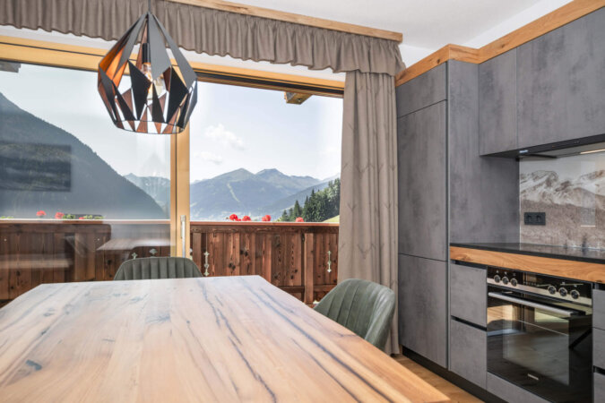 Esszimmer mit Panoramablick