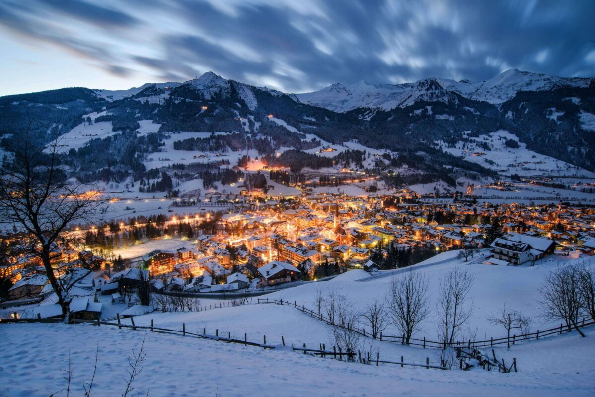 Bad Hofgastein bei Abenddämmerung