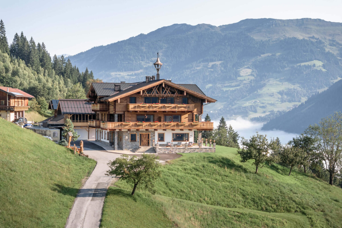Das Grabnergut auf 1100 Meter Höhe über Gastein
